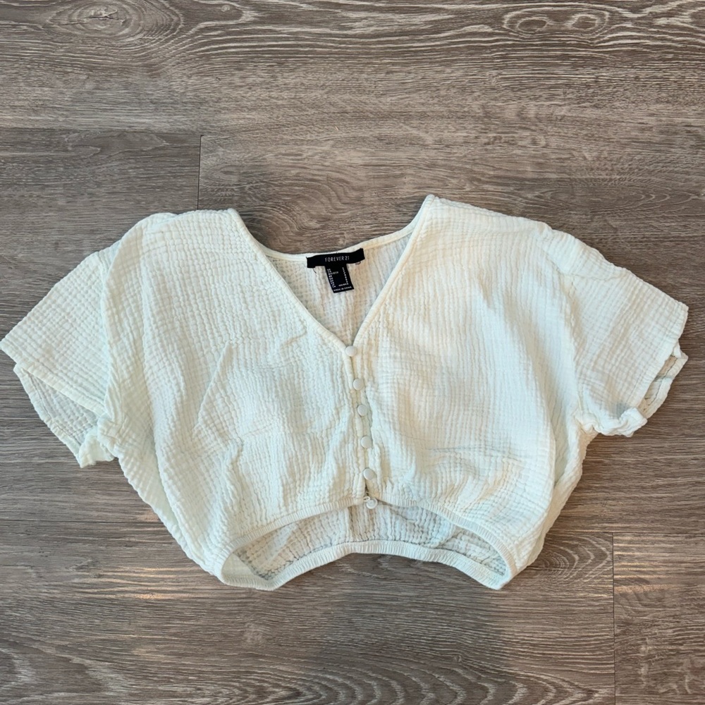 Forever 21 White Textured Button-Front Crop Top